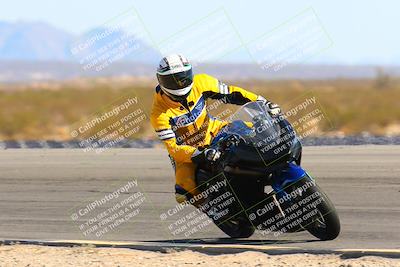 media/Feb-12-2022-SoCal Trackdays (Sat) [[3b21b94a56]]/Turn 11 Inside (155pm)/